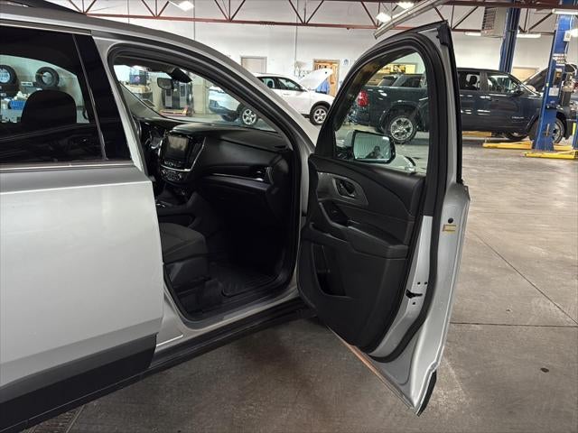 2020 Chevrolet Traverse AWD LT Cloth