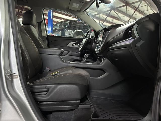 2020 Chevrolet Traverse AWD LT Cloth