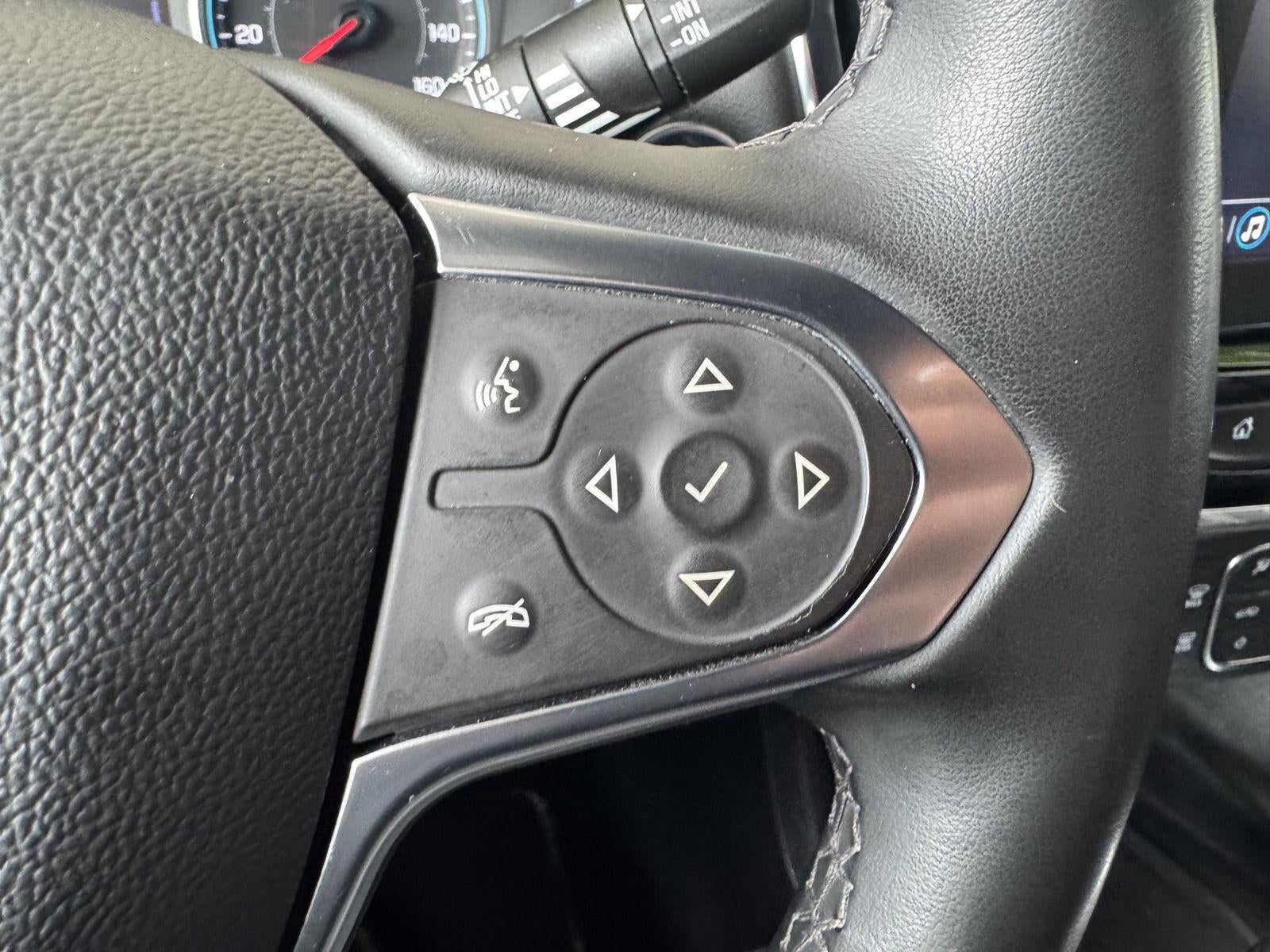 2023 Chevrolet Traverse AWD LT Cloth