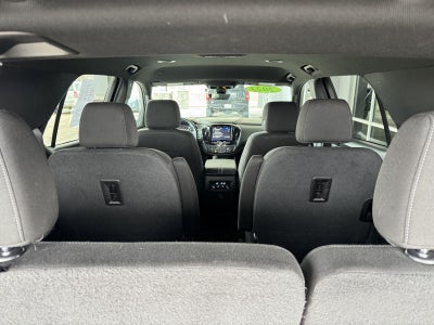 2023 Chevrolet Traverse AWD LT Cloth
