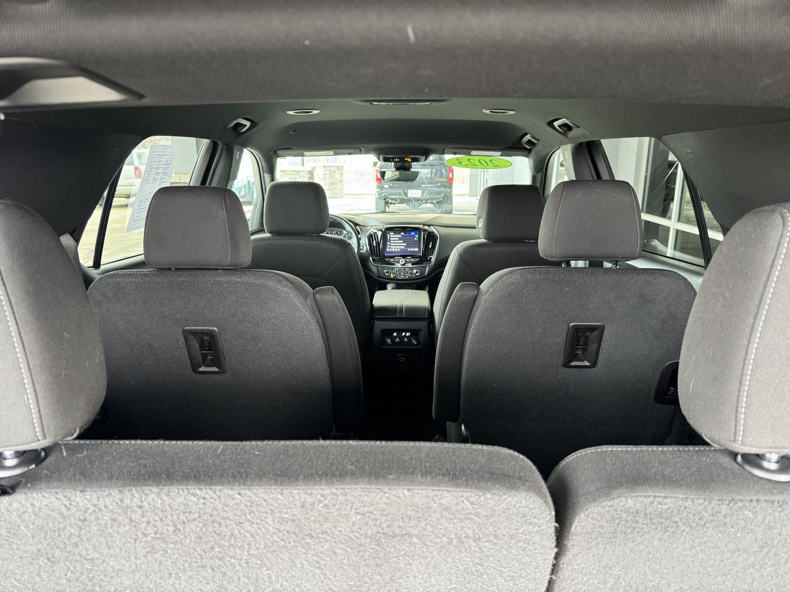 2023 Chevrolet Traverse AWD LT Cloth