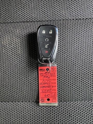 2023 Chevrolet Traverse AWD LT Cloth