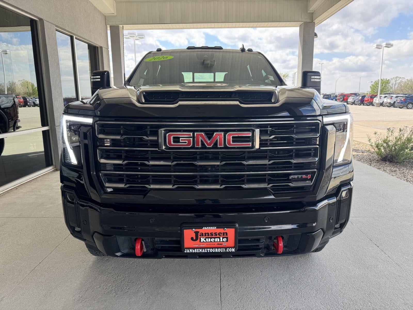 2026 GMC Sierra 2500HD Crew Cab, Standard Bed, AT4, 4WD