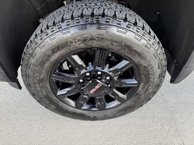 2026 GMC Sierra 2500HD Crew Cab, Standard Bed, AT4, 4WD