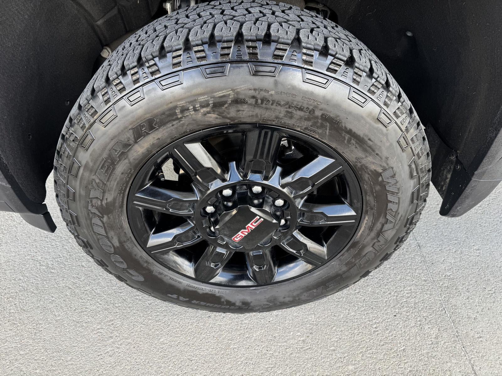 2026 GMC Sierra 2500HD Crew Cab, Standard Bed, AT4, 4WD