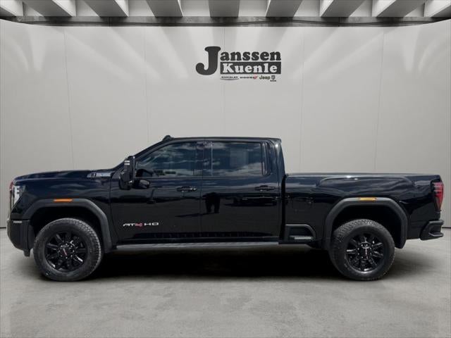 2026 GMC Sierra 2500HD Crew Cab, Standard Bed, AT4, 4WD