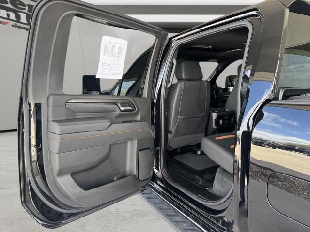 2026 GMC Sierra 2500HD Crew Cab, Standard Bed, AT4, 4WD