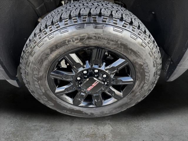 2026 GMC Sierra 2500HD Crew Cab, Standard Bed, AT4, 4WD