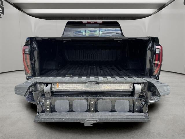 2026 GMC Sierra 2500HD Crew Cab, Standard Bed, AT4, 4WD