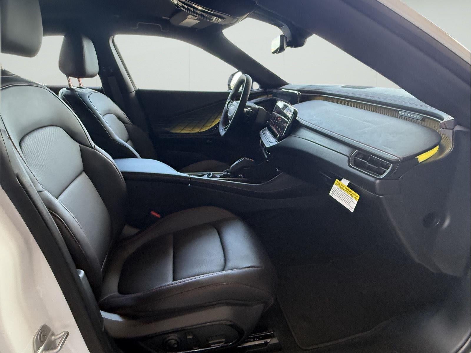 2027 Dodge Charger CHARGER SCAT PACK PLUS 4-DOOR AWD