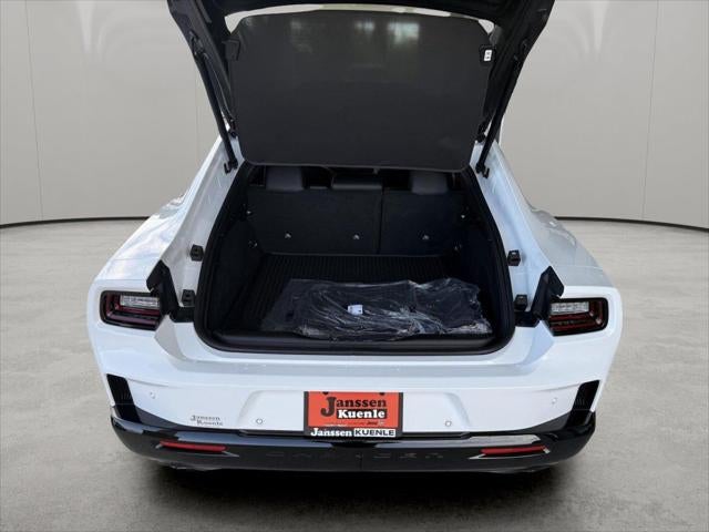 2027 Dodge Charger CHARGER SCAT PACK PLUS 4-DOOR AWD