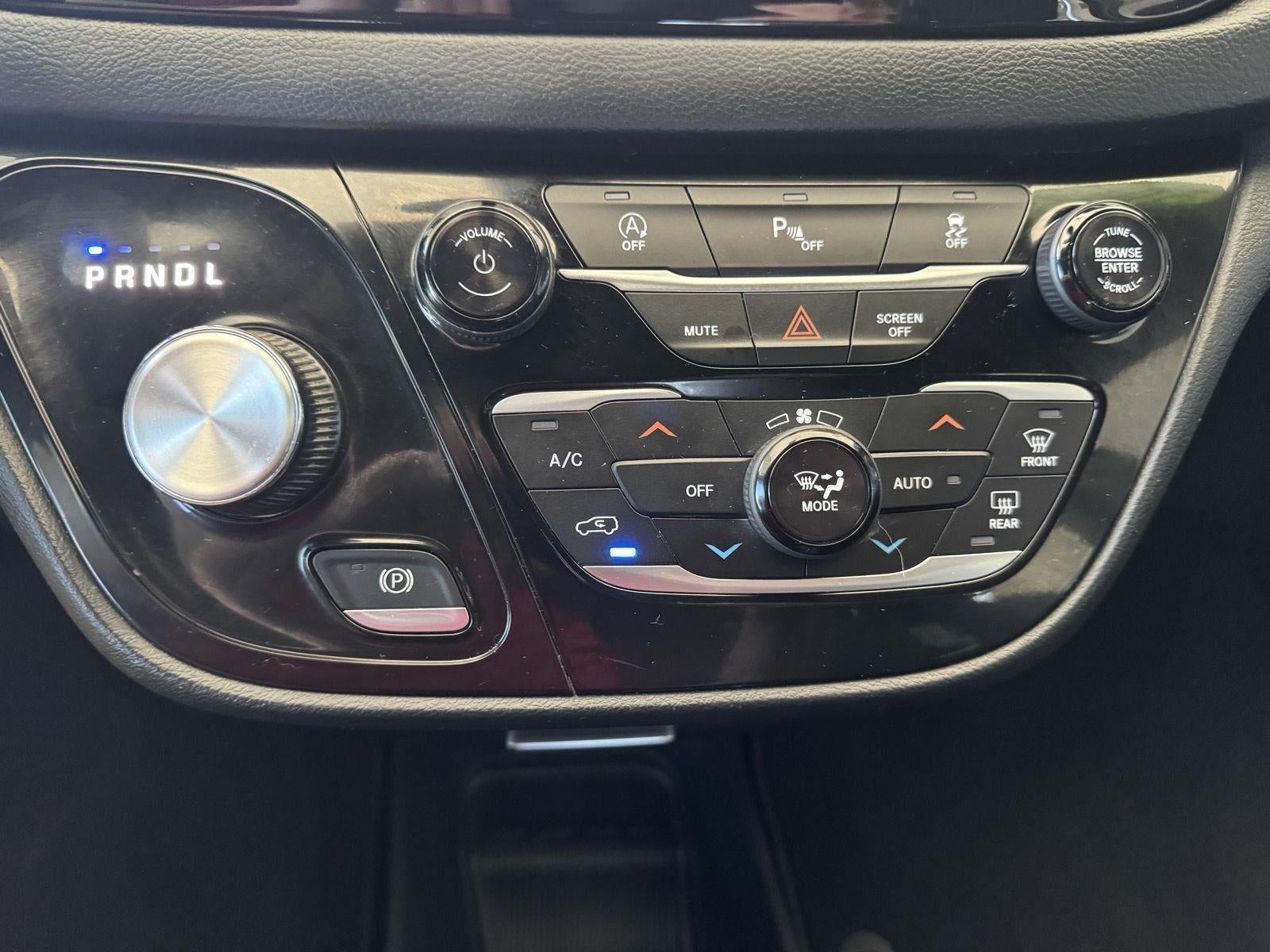 2019 Chrysler Pacifica Touring L Plus