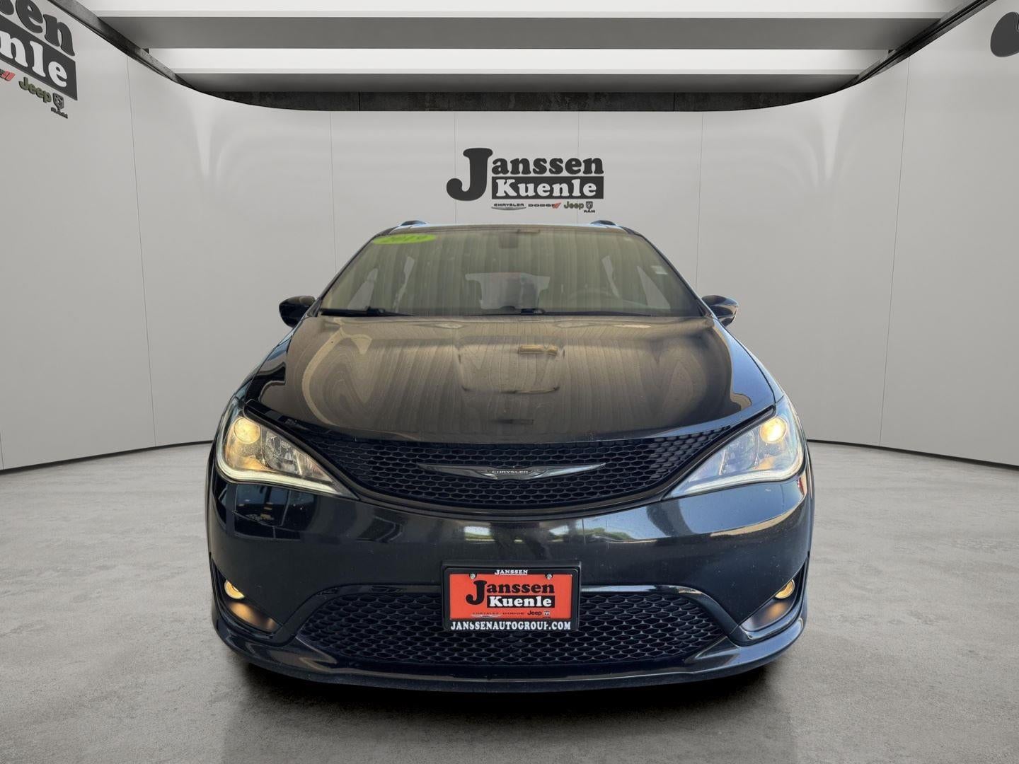 2019 Chrysler Pacifica Touring L Plus