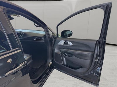 2019 Chrysler Pacifica Touring L Plus