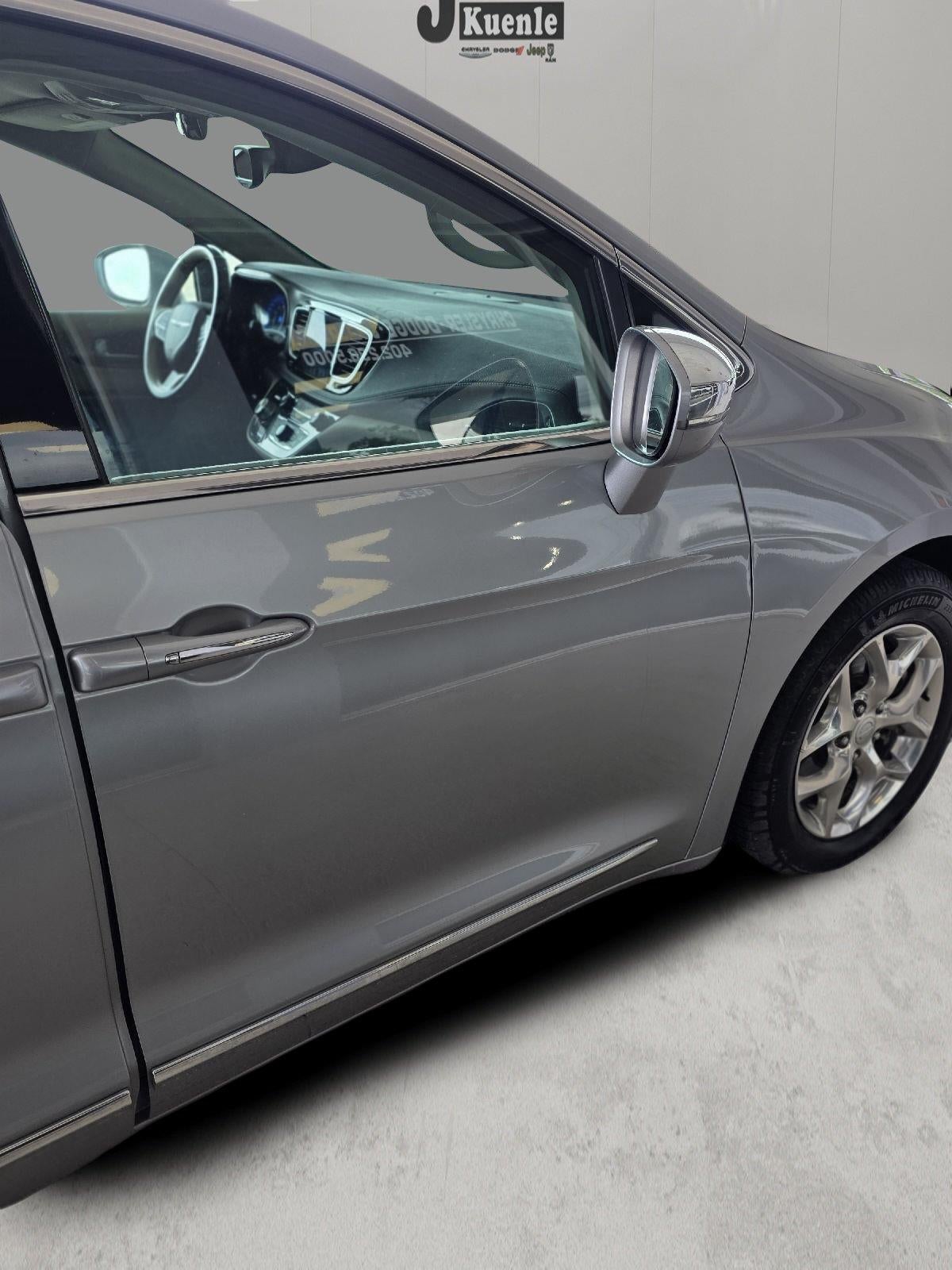 2019 Chrysler Pacifica Limited