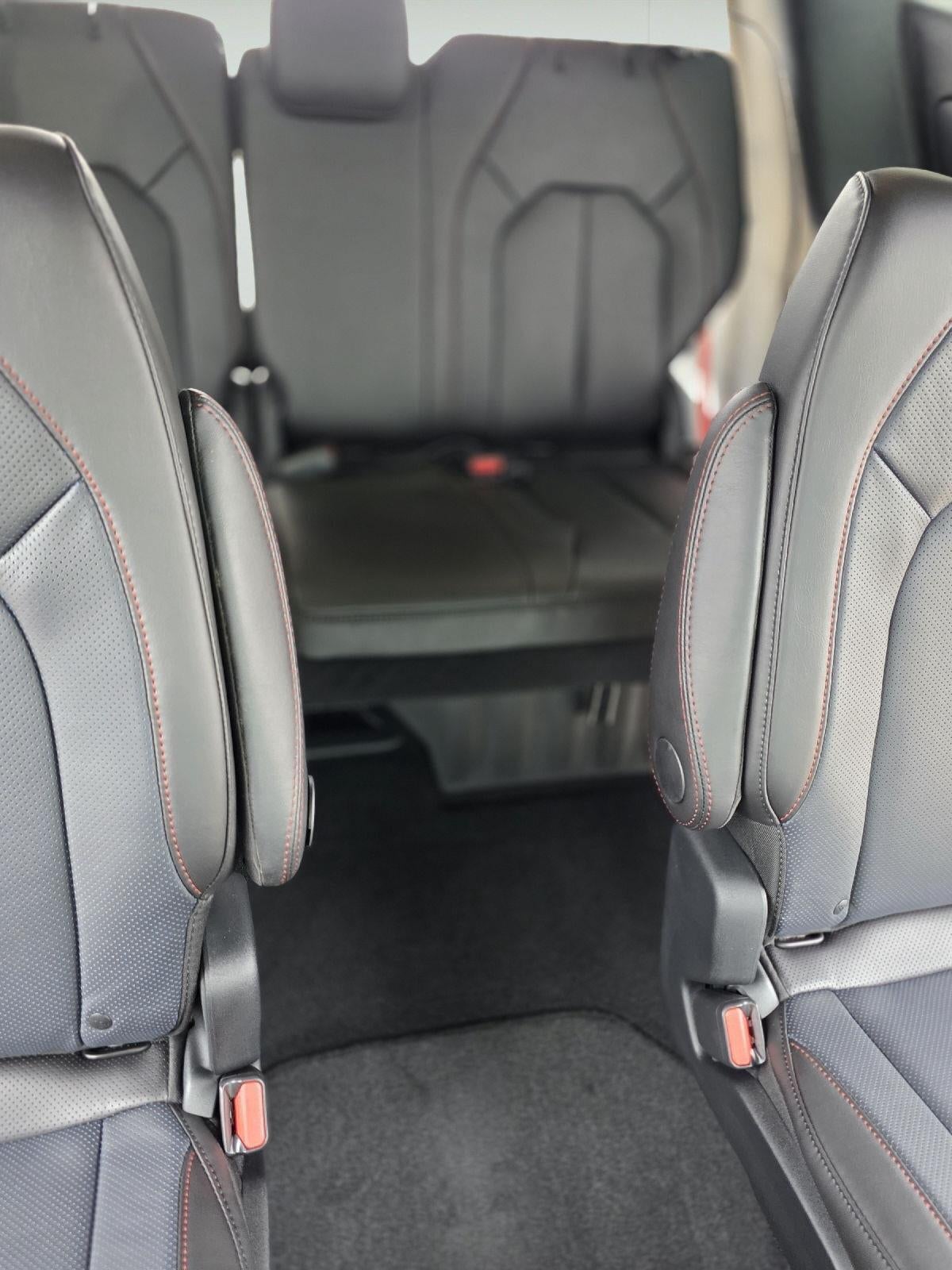 2027 Chrysler Pacifica PACIFICA SELECT AWD