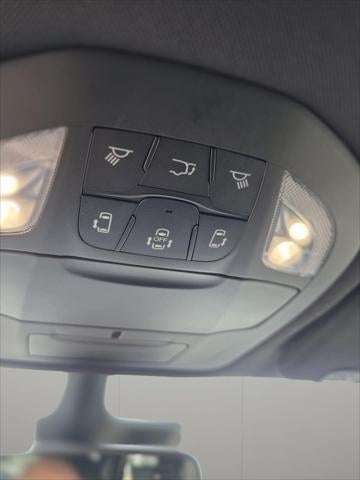 2027 Chrysler Pacifica PACIFICA SELECT AWD