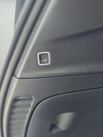 2027 Chrysler Pacifica PACIFICA SELECT AWD