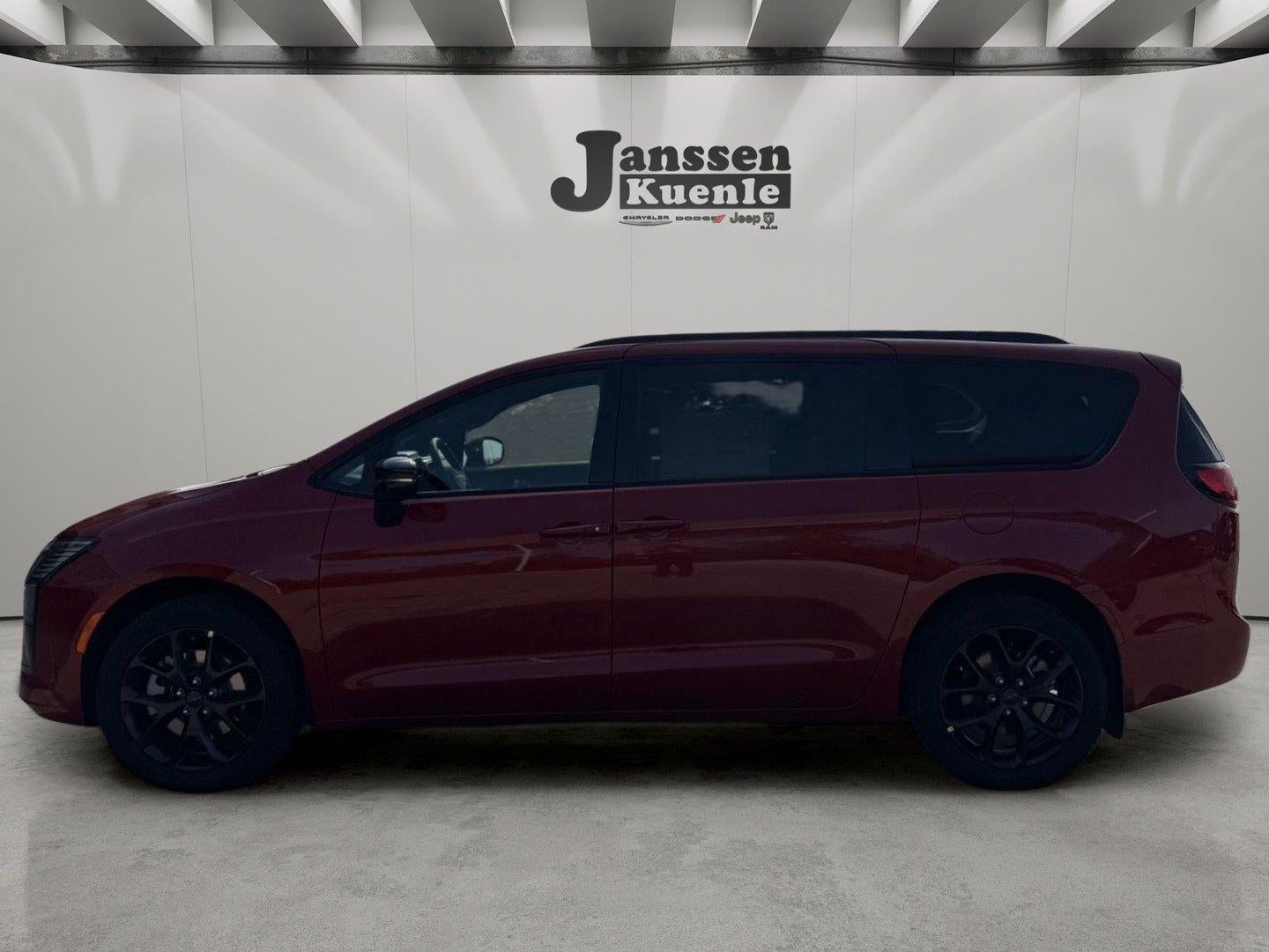 2027 Chrysler Pacifica PACIFICA LIMITED AWD