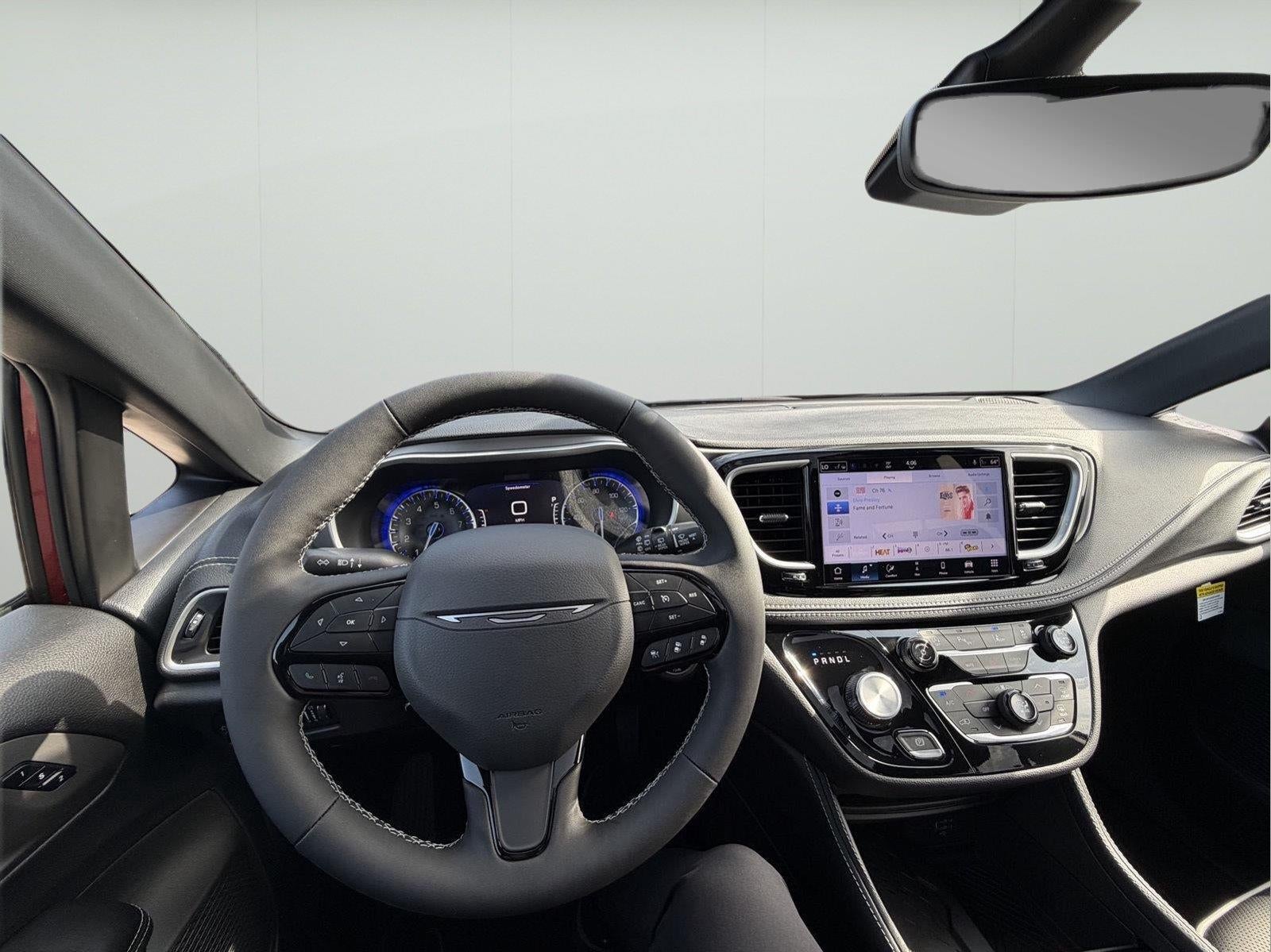 2027 Chrysler Pacifica PACIFICA LIMITED AWD