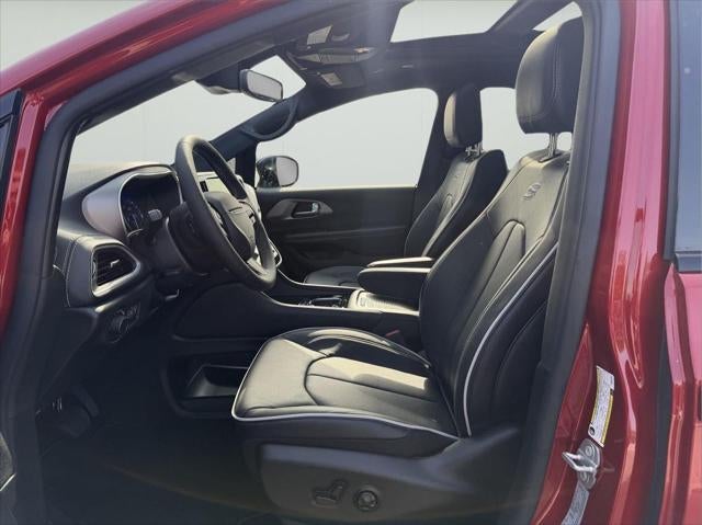 2027 Chrysler Pacifica PACIFICA LIMITED AWD
