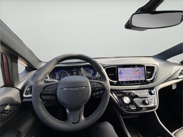 2027 Chrysler Pacifica PACIFICA LIMITED AWD