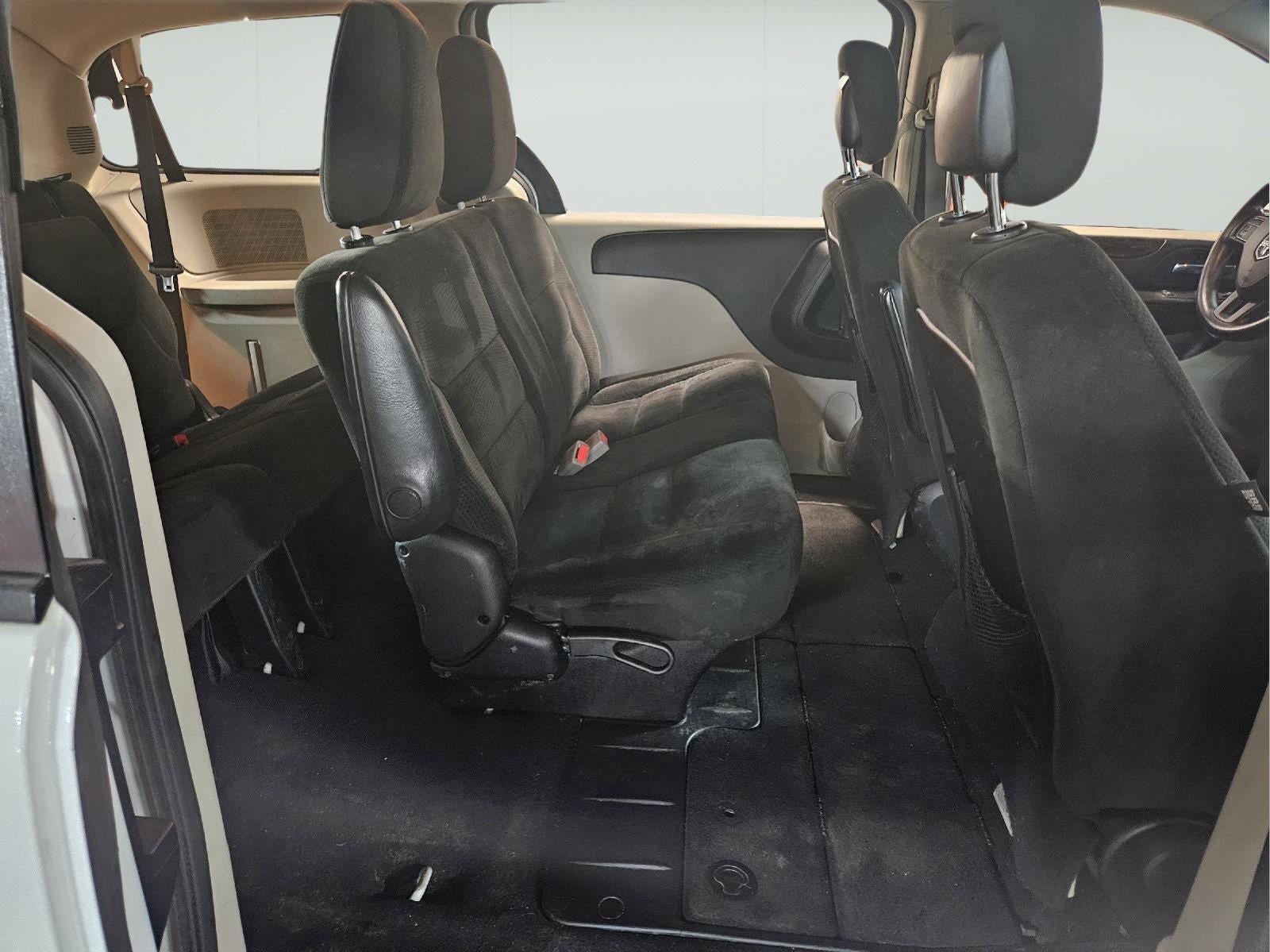 2016 Dodge Grand Caravan American Value Pkg