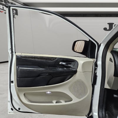 2016 Dodge Grand Caravan American Value Pkg