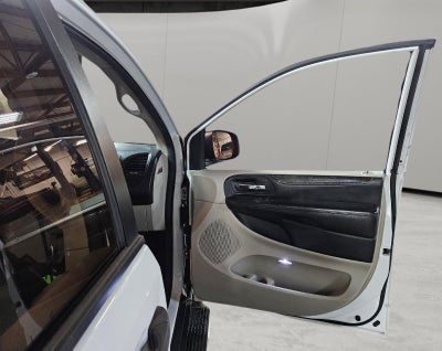 2016 Dodge Grand Caravan American Value Pkg