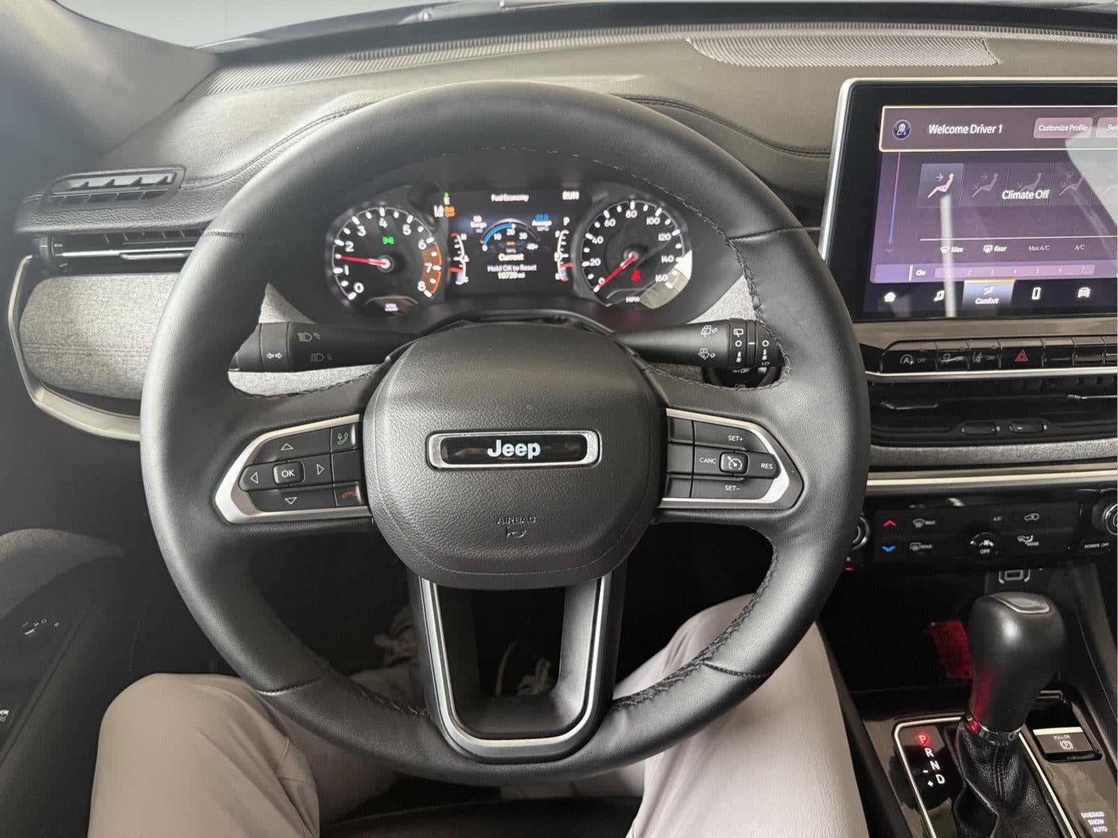 2024 Jeep Compass Latitude Lux FWD
