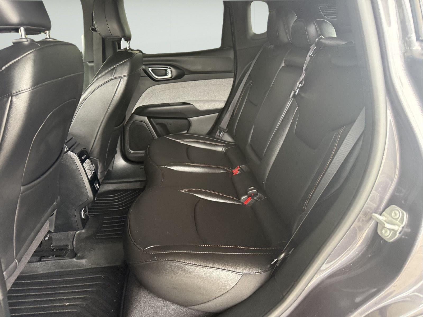 2024 Jeep Compass Latitude Lux FWD