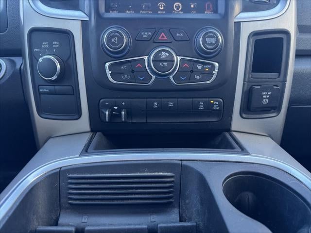 2017 RAM 3500 Big Horn Crew Cab 4x4 6'4' Box