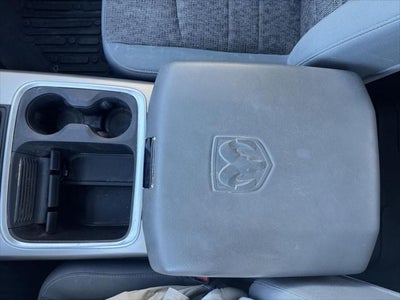 2017 RAM 3500 Big Horn Crew Cab 4x4 6'4' Box