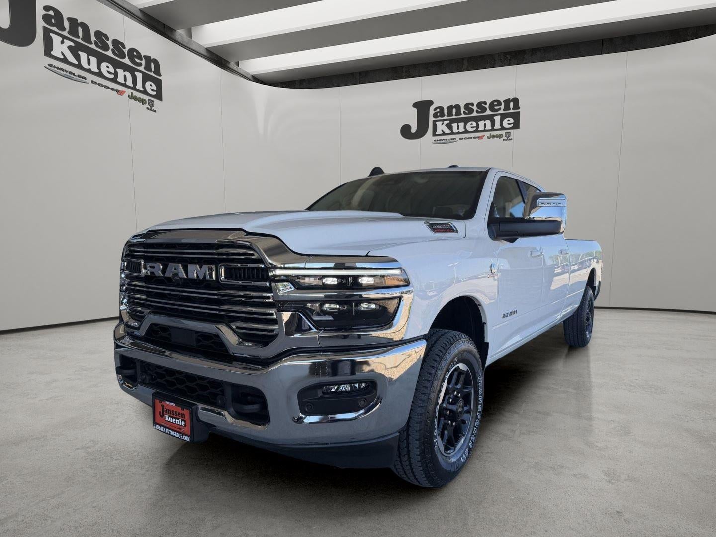2026 RAM Ram 3500 RAM 3500 LARAMIE CREW CAB 4X4 8' BOX