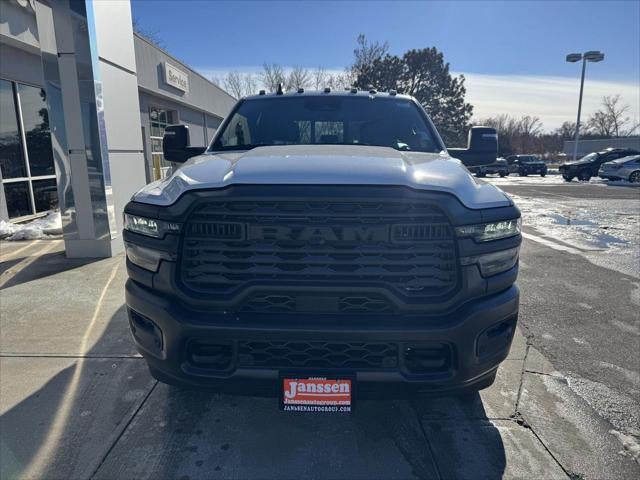 2026 RAM Ram 3500 RAM 3500 TRADESMAN CREW CAB 4X4 8' BOX