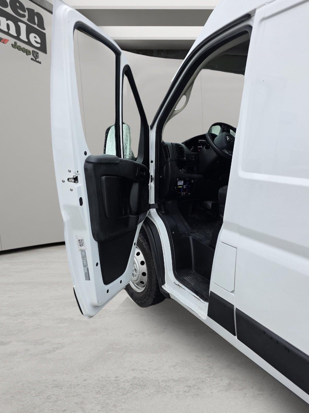 2023 RAM ProMaster 2500 Cargo Van High Roof 159' WB