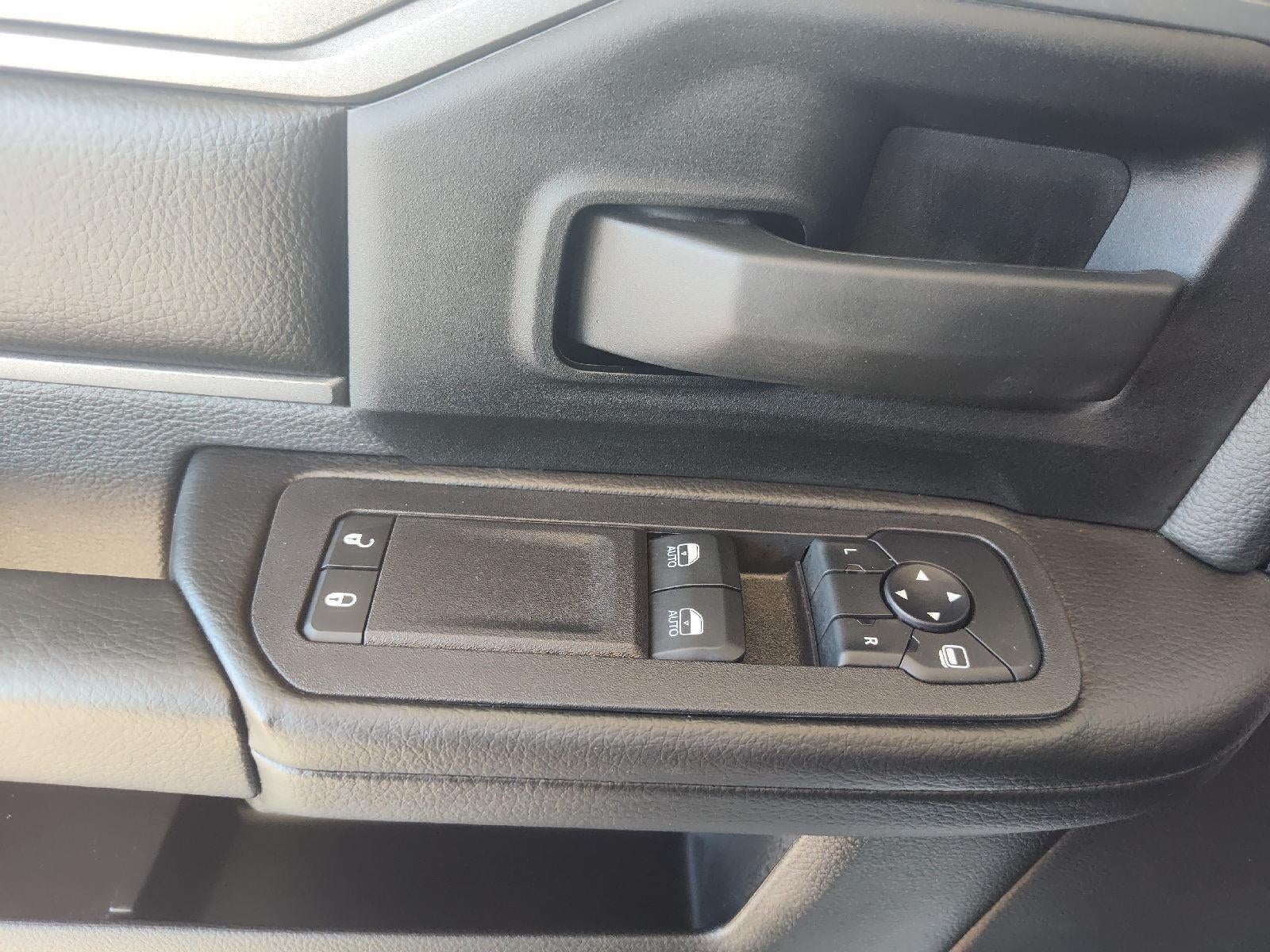 2025 RAM 2500 Tradesman Regular Cab 4x4 8' Box