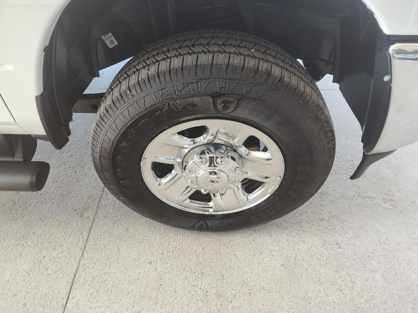 2025 RAM 2500 Tradesman Regular Cab 4x4 8' Box