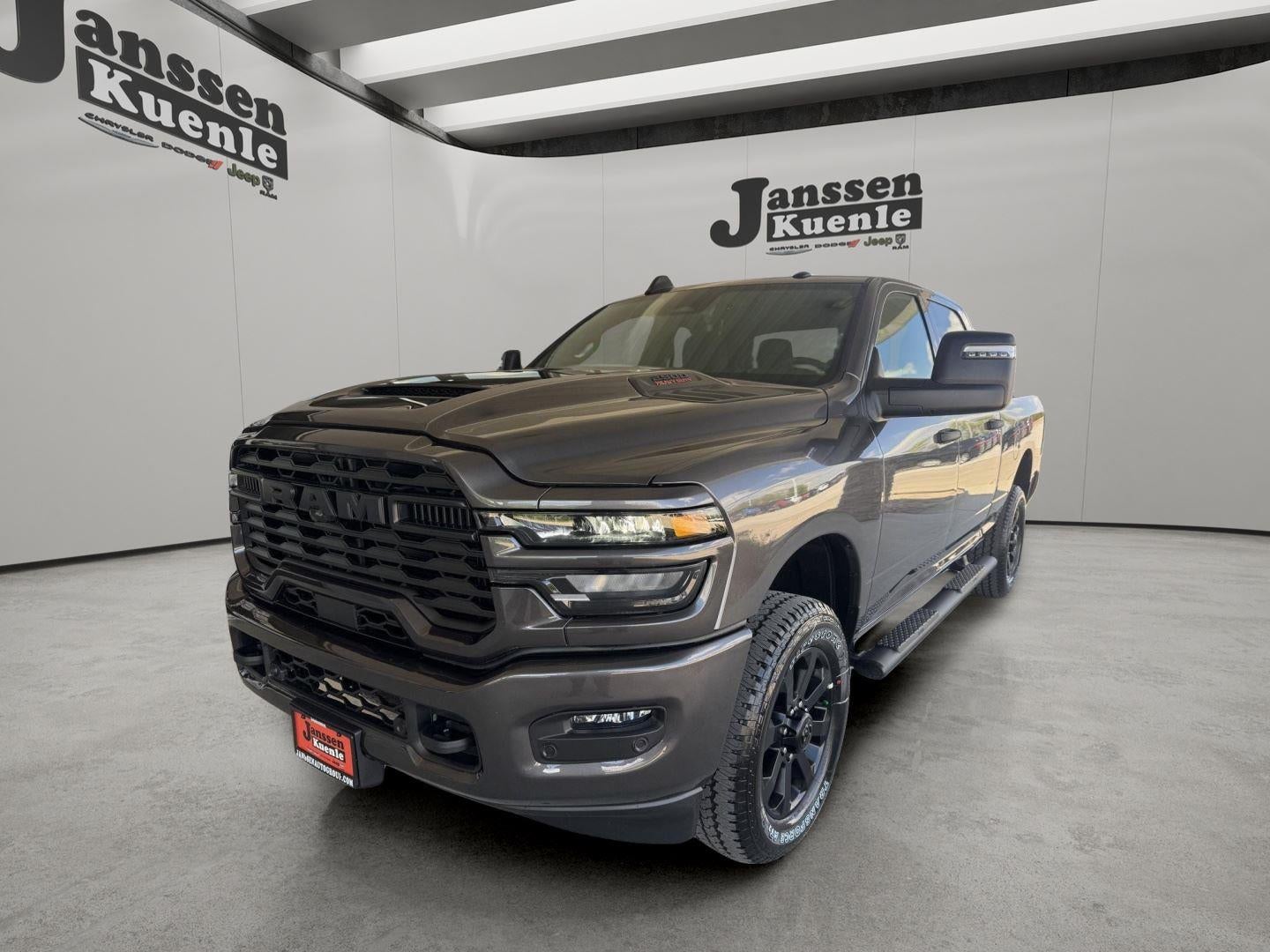 2026 RAM Ram 2500 RAM 2500 BLACK EXPRESS CREW CAB 4X4 6'4' BOX