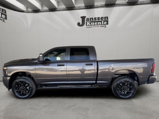 2026 RAM Ram 2500 RAM 2500 BLACK EXPRESS CREW CAB 4X4 6'4' BOX