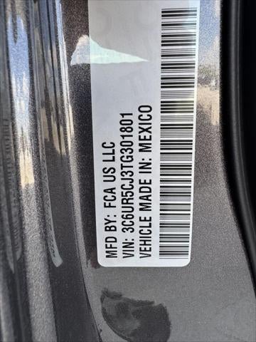 2026 RAM Ram 2500 RAM 2500 BLACK EXPRESS CREW CAB 4X4 6'4' BOX