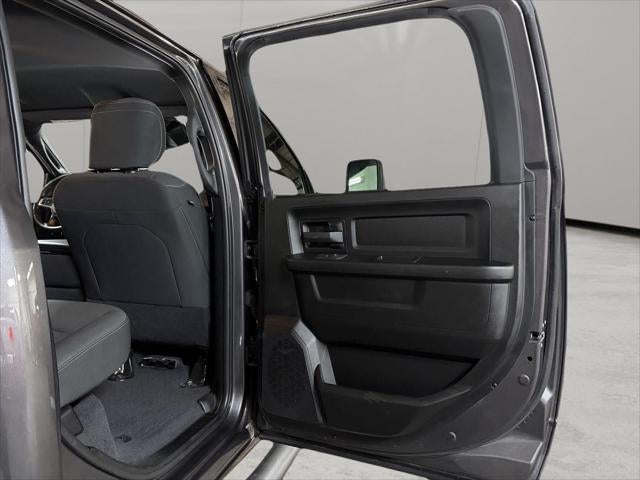 2025 RAM 2500 Tradesman Crew Cab 4x4 6'4' Box