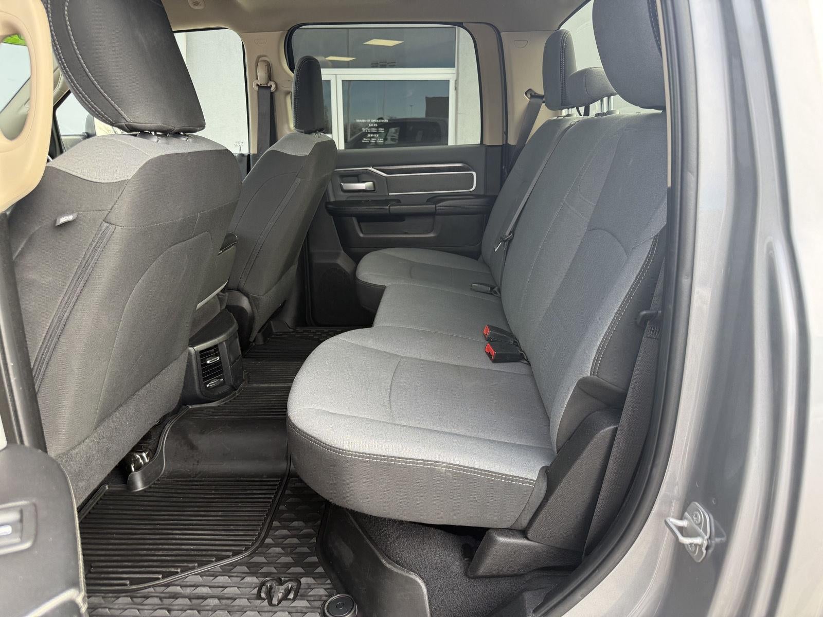 2019 RAM 2500 Big Horn Crew Cab 4x4 6'4' Box