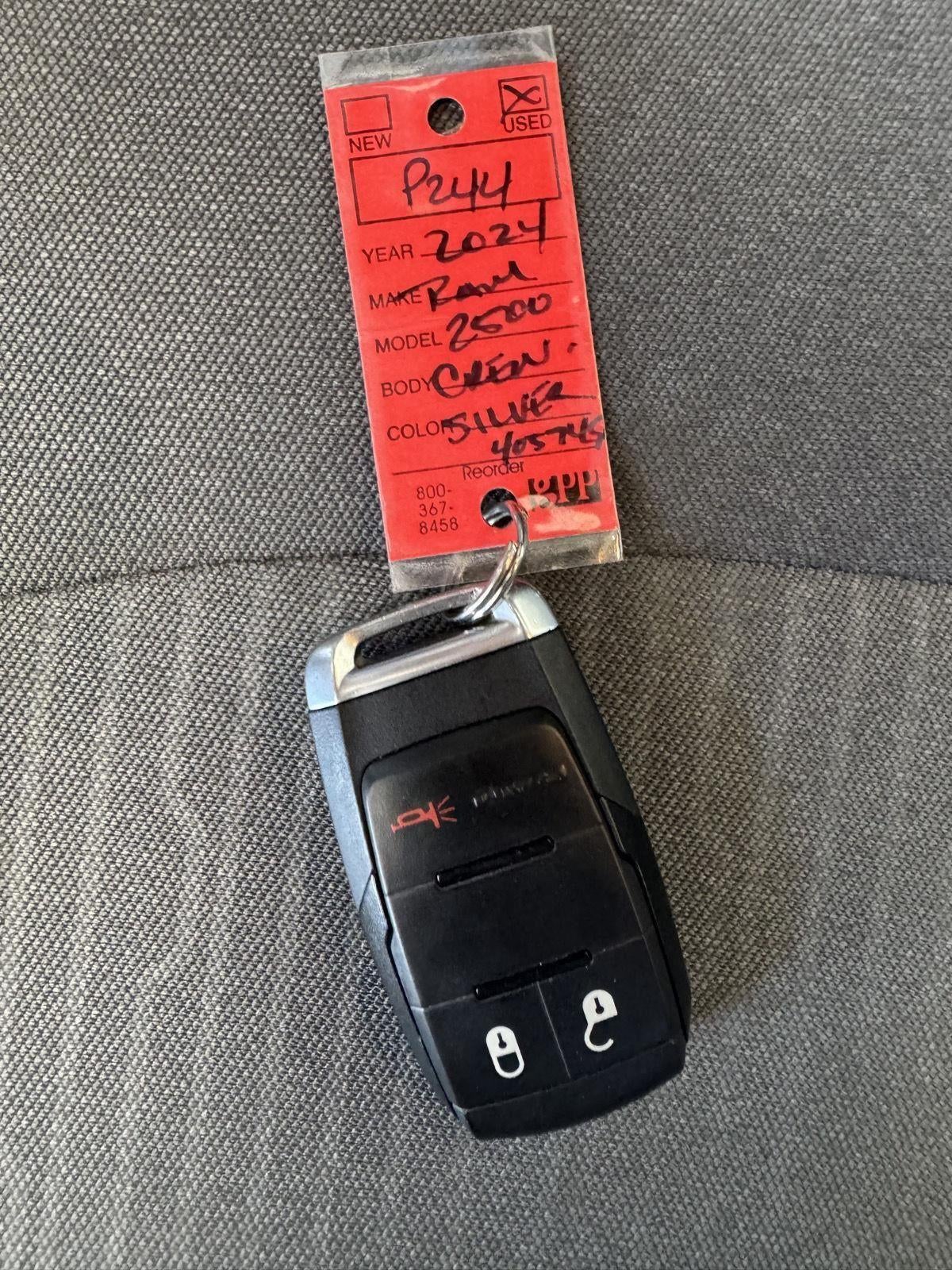 2024 RAM 2500 Big Horn Crew Cab 4x4 6'4' Box