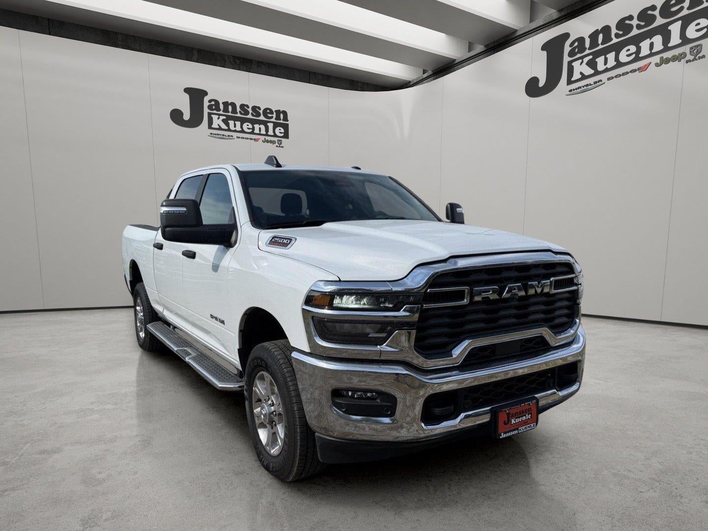 2026 RAM 2500 Big Horn Crew Cab 4x4 6'4' Box