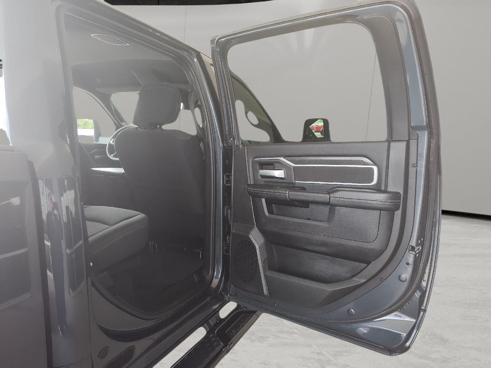 2025 RAM 2500 Big Horn Crew Cab 4x4 6'4' Box