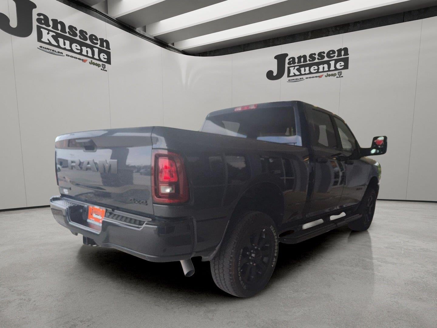 2025 RAM 2500 Big Horn Crew Cab 4x4 6'4' Box