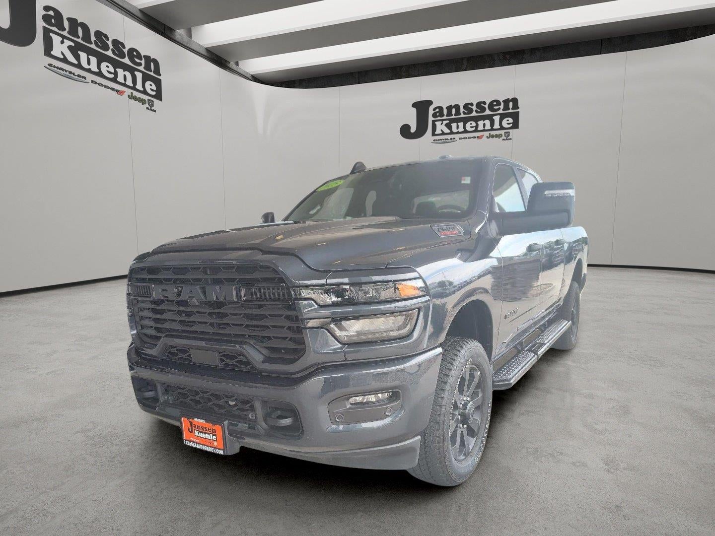 2025 RAM 2500 Big Horn Crew Cab 4x4 6'4' Box