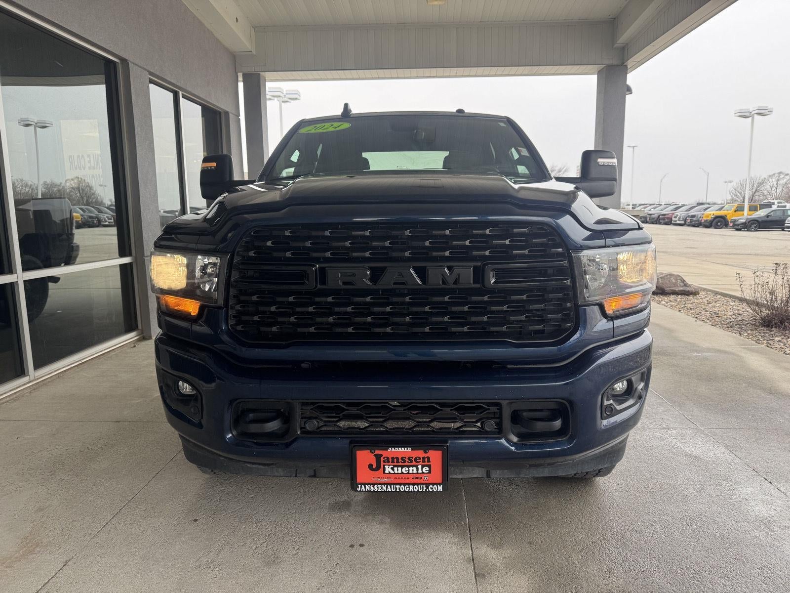 2024 RAM 2500 Big Horn Crew Cab 4x4 6'4' Box