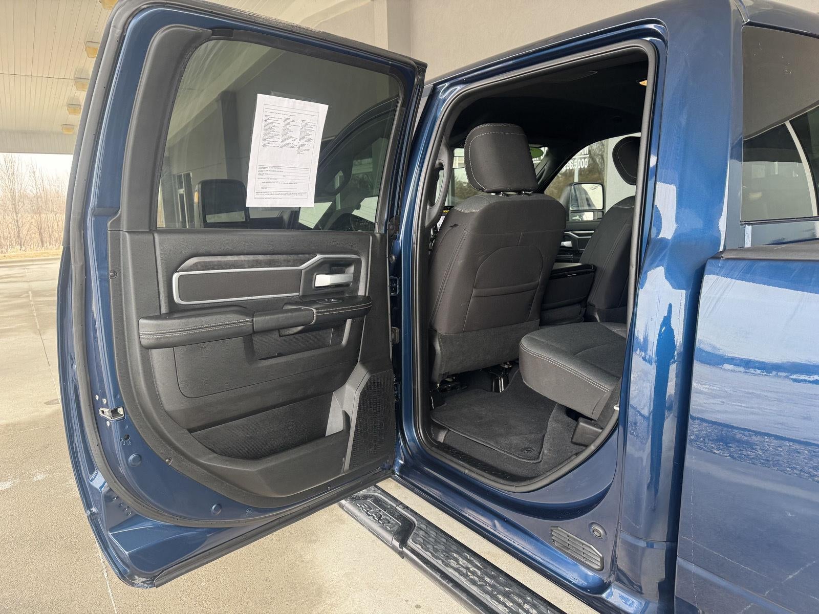 2024 RAM 2500 Big Horn Crew Cab 4x4 6'4' Box